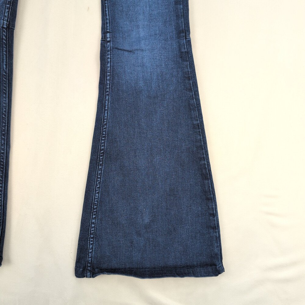 Free People Flare Wide-Leg Jeans Women's Size 25 Dark Wash - Picture 8 of 12